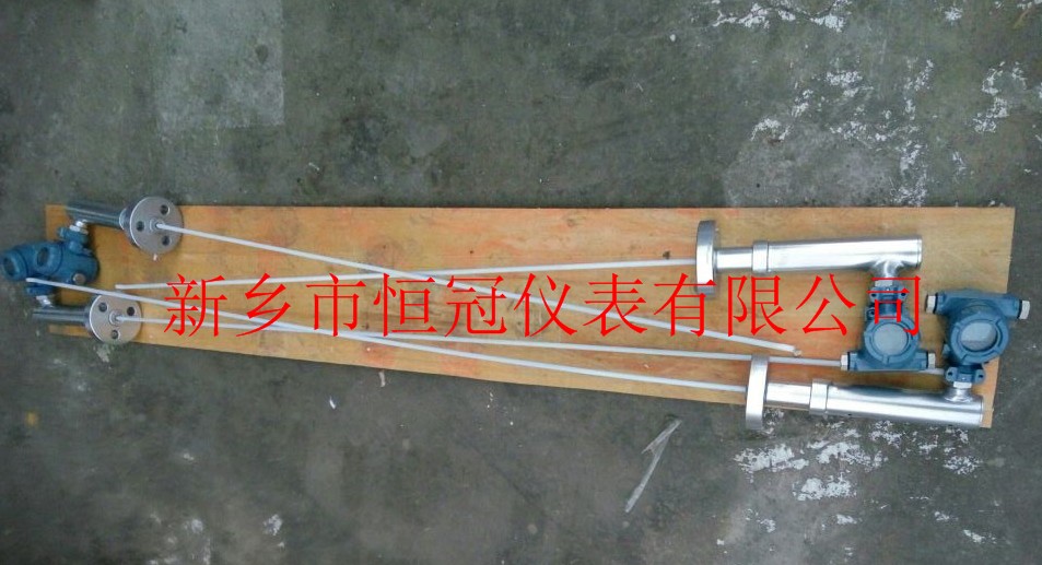 廣西省訂制的高壓內(nèi)插式液位計(jì)已發(fā)貨，趙經(jīng)理您保持手機(jī)暢通，以方便接收